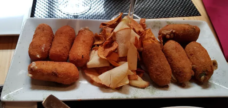 free tapas tour barcelona